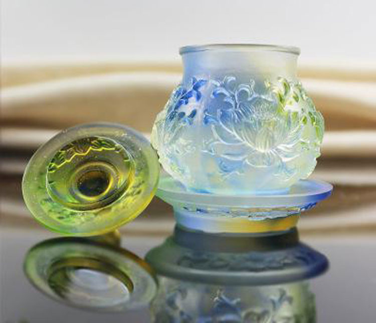 锋明琉璃  供杯