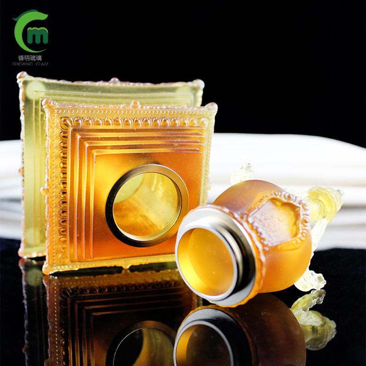 锋明琉璃  菩提塔