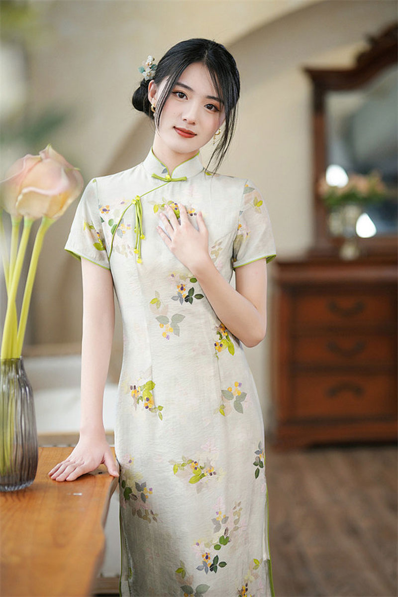 新款年轻款日常连衣裙绿色高端气质长旗袍