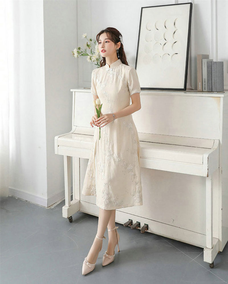 新款复古小众设计高级感白色新中式中国风连衣裙